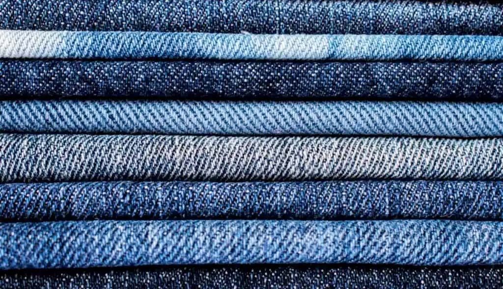 Denim-on-Denim – Kembali Sebagai Pakaian Jalanan Popular?
